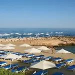 辛西安纳海滩酒店 3*